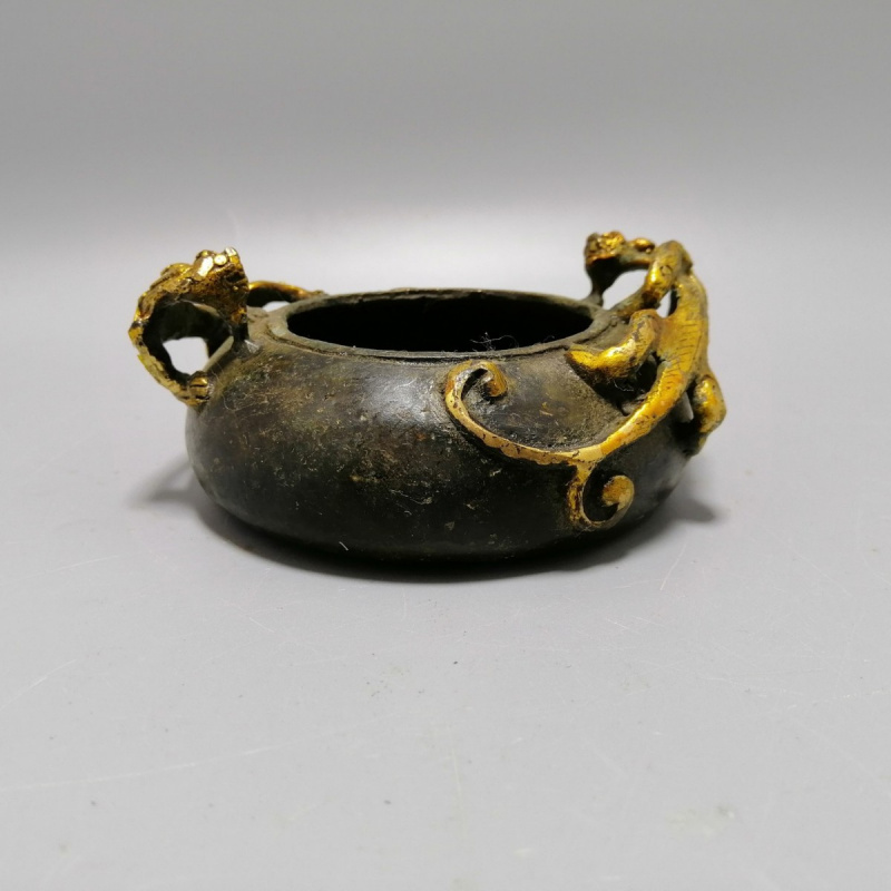 Vintage Collectible Ashtrays - Vintage Ornament Glass Dragon Brass Study