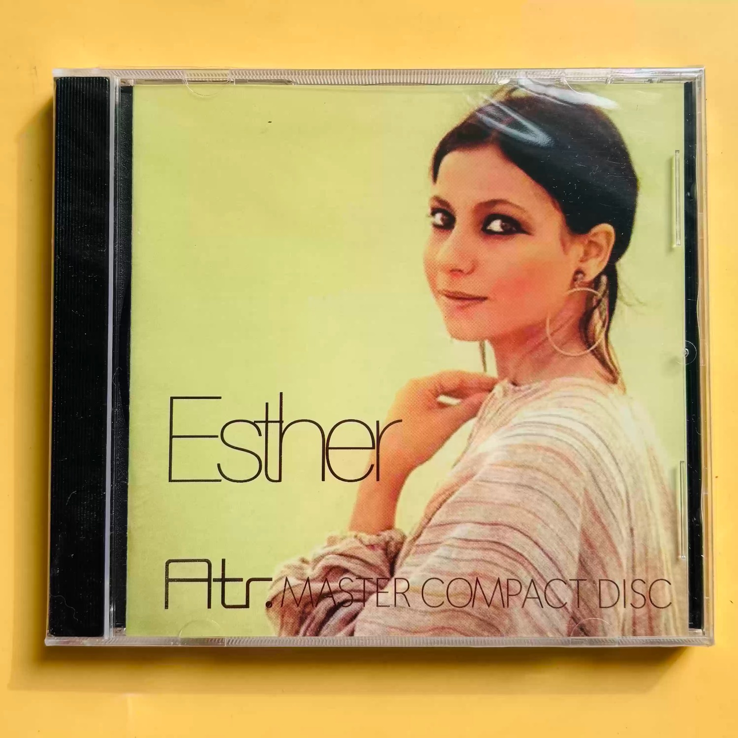Vintage Collectible & Vintage Dolls - Vintage Female Vocal CD Album, 