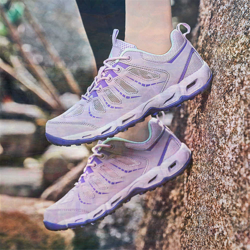Sumer Round Tip Silver Sneaker - đánh giá và giá Most Collectible Vintage Items
